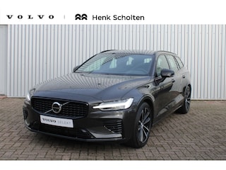 Volvo V60 2.0 T6 Plug-in hybrid AWD Plus Dark | 360" rondomzicht camera | Google Services | Harman/Kardon audio | Stoelverwarming | Stuurwielverwarming | Semi elektrische trekhaak | Voorruit verwarming