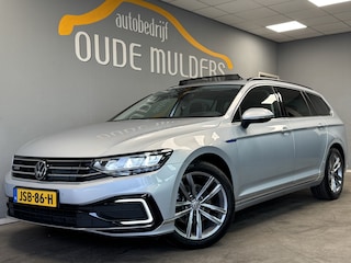 Volkswagen Passat Variant 1.4 GTE Panoramadak/Head-Up/Camera/Stoelverwarming