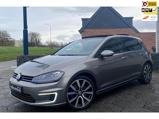 Volkswagen Golf 1.4 TSI GTE/ Executive+/ Pano/ 100% onderhouden/ NAP