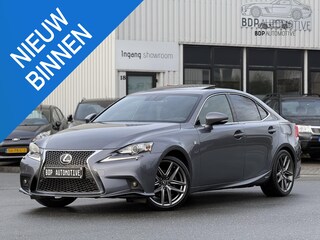 Lexus IS 300h F Sport Edition ✅NETTE AUTO | 1ste Eigenaar NL | LEER | STOEL KOELING&VERWARMING | CAMERA | VOL✅