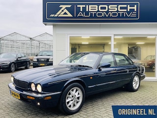Jaguar XJ 3.2 V8 Executive - 17" Celtic - Trekhaak 1900 kg