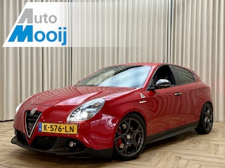 Alfa Romeo Giulietta 1.7 TBi Quadrifoglio Verde 241 PK Rosso Competizione / Bose / Carplay / Xenon / Stoelverwarming / Cruise / Leder / 18'' LMV