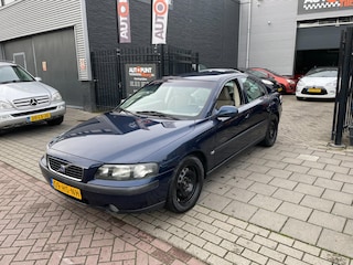 Volvo S60 2.4 1e Eigenaar! Trekhaak Airco NAP APK 1 Jaar