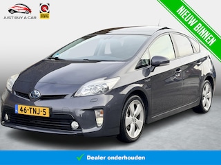 Toyota Prius 1.8 Executive Business / Adaptive cruise control / Lederen bekleding / LED koplampen / Stoelverwarming / JBL audiosysteem / Volledig dealeronderhouden / Recent grote beurt gehad