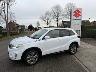 Suzuki Vitara 1.4 Boosterjet Select Smart Hybrid // 1500 kilo trekgewicht // Snel te rijden // Rijklaar prijs