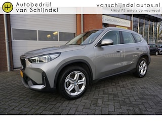 BMW X1 SDRIVE 18I BUSINESS EDITION KEURIGE NETTE STAAT VOLLEDIG DEALER ONDERHOUDEN CAMERA FULL LED NAVI ANDROID-APPLECARPLAY KEYLESS CLIMA CRUISE BLUETOOTH PDC V+A 18INCH ENZ...