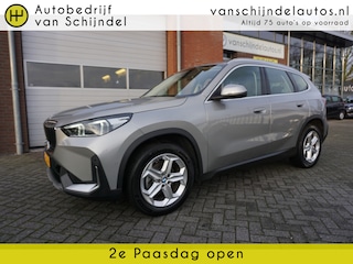 BMW X1 SDRIVE 18I BUSINESS EDITION KEURIGE NETTE STAAT VOLLEDIG DEALER ONDERHOUDEN CAMERA FULL LED NAVI ANDROID-APPLECARPLAY KEYLESS CLIMA CRUISE BLUETOOTH PDC V+A 18INCH ENZ...