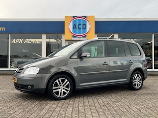 Volkswagen Touran 2.0 TDI Highline