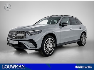 Mercedes-Benz GLC 300e 4MATIC Sport Edition | Premium Plus pakket | Stoelventilatie/- verwarming voor | Trekhaak | Rijassistentiepakket Plus | Nightpakket | Winter pakket | Head-up display | Nappaleder zwart |