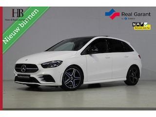 Mercedes-Benz B-klasse 180 AMG/Panodak/Night/Trekhaak/Led/camera