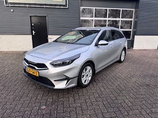 Kia Ceed Sportswagon 1.5 T-GDi 160 pk Dynamic Plusline. Automaat. lage km. stand