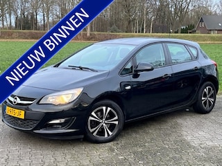 Opel Astra 1.4 Turbo Business Edition