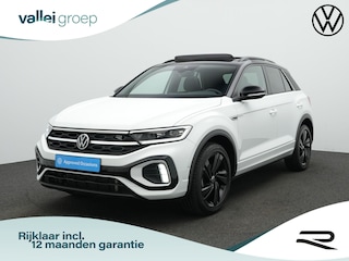 Volkswagen T-Roc 1.5 TSI 150 pk DSG R-Line | Panoramadak | Trekhaak | IQ Light | Achteruitrijcamera | Stoelverwarming