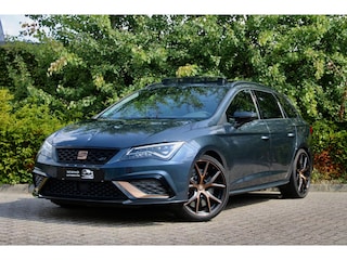 Seat Leon ST 2.0 TSI CUPRA R 4Motion | Schaalstoelen | Panoramadak | Virtual dashboard | Keyless | Beats by DRE | Camera | Adaptiv