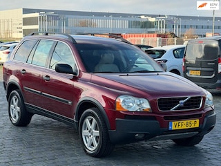 Volvo XC90 2.4 D5 Elite GRIJS KENTEKEN TREKGEWICHT 2250KG LEER AIRCO CRUISE TREKHAAK