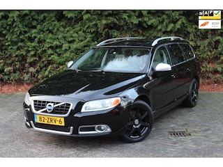 Volvo V70 1.6 T4 Limited Edition 180PK | Parkeersensoren | Navigatie | Leder | Cruise Control
