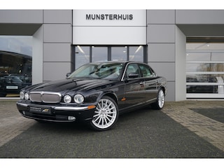Jaguar XJ 4.2 V8 Super LWB | Dealer Ond. | 2de Eig | NL Auto |