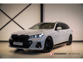 BMW 5-serie Touring 530e M-Sport | Trekhaak | Stoel/Stuurverw. | Adapt. LED | Camera |