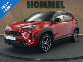 Toyota Yaris Cross 1.5 Hybrid 130 GR Sport - PARKEERSENSOREN VOOR EN ACHTER - 130 PK - DODEHOEK DETECTIE - 360 GRADEN CAMERA - HEAD-UP DISPLAY - ELEKTRISCHE ACHTERKLEP - VOORRUIT VERWARMING - STUUR EN STOEL VERWARMING