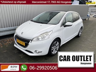 Peugeot 208 1.2 VTi Allure 161Dkm.NAP, 5-Drs, Pano, Clima, CC, Navi, PDC,LM, Afn.Trekh, nw. APK – Inruil Mogelijk –