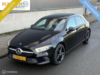 Mercedes-Benz A-klasse 200 AMG Upgrade 163 PK * Pano+ Schuifdak *