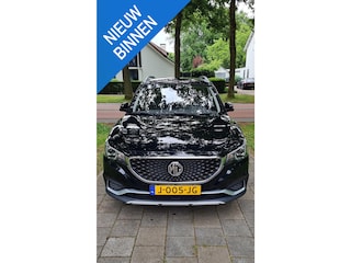 MG ZS EV Luxury 45 kWh | Leder | Navi | Panoramadak | Camera