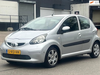 Toyota Aygo 1.0-12V