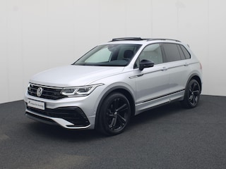 Volkswagen Tiguan 1.5TSI/150PK R Line Black Style DSG · Panoramadak · Trekhaak · Apple/Android Car Play ·