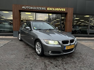 BMW 3-serie Touring 320d Efficient Dynamics Edition Luxury Line Sportstoelen Navigatie PDC Cruise Xenon Trekhaak