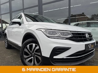 Volkswagen Tiguan 1.5 TSI AST ACTIVE | Pano