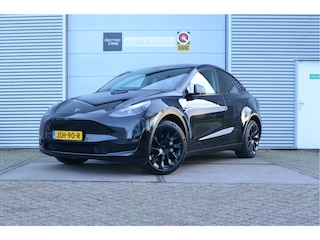 Tesla Model Y Long Range AWD 75 kWh 20". AutoPilot, 4x4, Warmtepomp