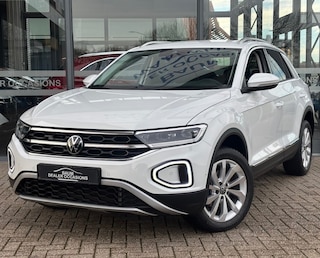 Volkswagen T-Roc 1.0 TSI LIFE EDITION AIRCO LMV PDC CARPLAY STOELVW ALCANTARA