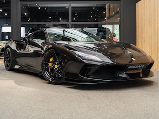 Ferrari F8 Tributo Carbon Seats Tricolor Camera F8 Tributo 3.9 V8 HELE