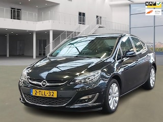 Opel Astra 1.4 Turbo Cosmo