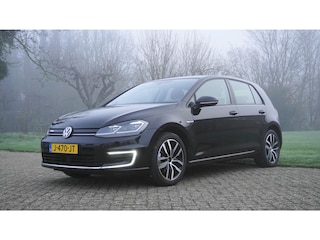 Volkswagen Golf E-DITION digitaal dachboard camera warmtepomp