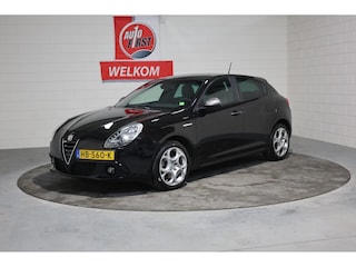 Alfa Romeo Giulietta 1.4 T Sprint, 170Pk, Automaat, 100% onderhouden, 17 inch Lichtmetaal, Cruise, Clima, Parkeersensoren, Licht/Regensensor, Isofix, Dimm. binnenspiegel