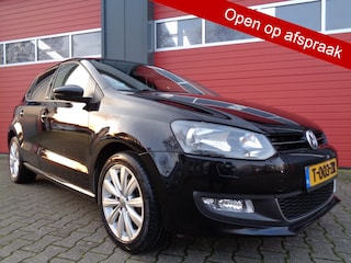 Volkswagen Polo 1.4-16V Trendline,Airco,Cruise,5Drs,16inch LMV!