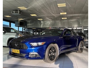 Ford Mustang COUPE Carbon/Leder/Camera/Navi/Cruise/Airco/Elektrische stoelen