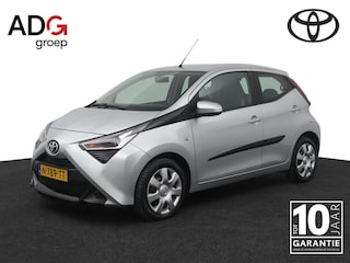 Toyota Aygo 1.0 VVT-i x-play | Airco | Parkeercamera | Apple carplay - Android auto |
