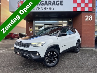 Jeep Compass 4xe 240 Plug-in Hybrid Electric Trailhawk // LED // KEYLESS // CAMERA+SENSOREN // LEDER // NAVI+CARPLAY //