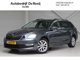 Skoda Octavia Combi 1.0 TSI Greentech Business Edition Navigatie | Trekhaak | Cruise Control | Stoelverwarming