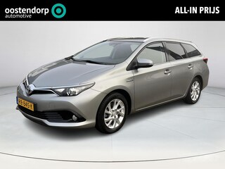 Toyota Auris Touring Sports 1.8 Hybrid Dynamic | Navigatie | Panoramadak | Bluetooth | Parkeercamera | Cruise control |