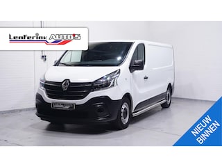 Renault Trafic 2.0 dCi 120 pk L2H1 Navi, Trekhaak Airco, Cruise Control, Laadruimte Pakket, PDC achter 3-Zits