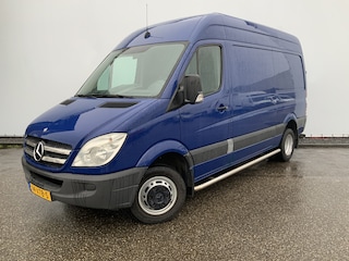 Mercedes-Benz Sprinter 518 3.0 CDI 366 L2H2 Automaat Airco 3 Zits Trekhaak 3500 kg Side bar Euro 4