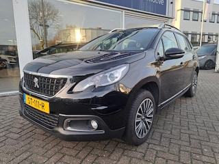 Peugeot 2008 1.2 PureTech navigatie / trekhaak / app