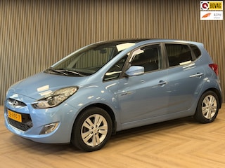 Hyundai ix20 1.6i i-Catcher PANORAMADAK TREKHAAK NAVIGATIE LEDER AIRCO CRUISE START/STOP BLUETOOTH