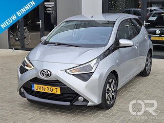 Toyota Aygo 1.0 VVT-i x-play 5drs Carplay Camera Cruise LM15
