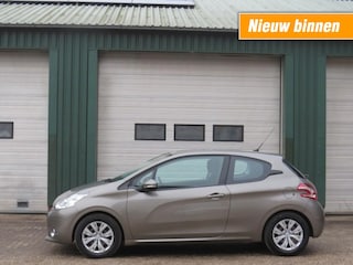 Peugeot 208 1.4 VTI ENVY
