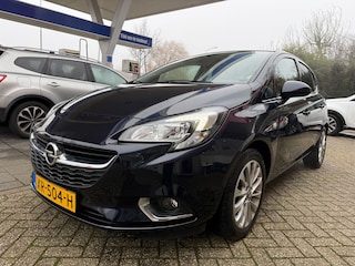 Opel Corsa 1.4 Online Edition / Parkeersensoren / Camera / CruiseControl / Bluetooth