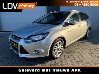 Ford Focus 1.0 TITANIUM / Historie aanwezig / Nieuwe APK / Nieuwe distrutieriem.